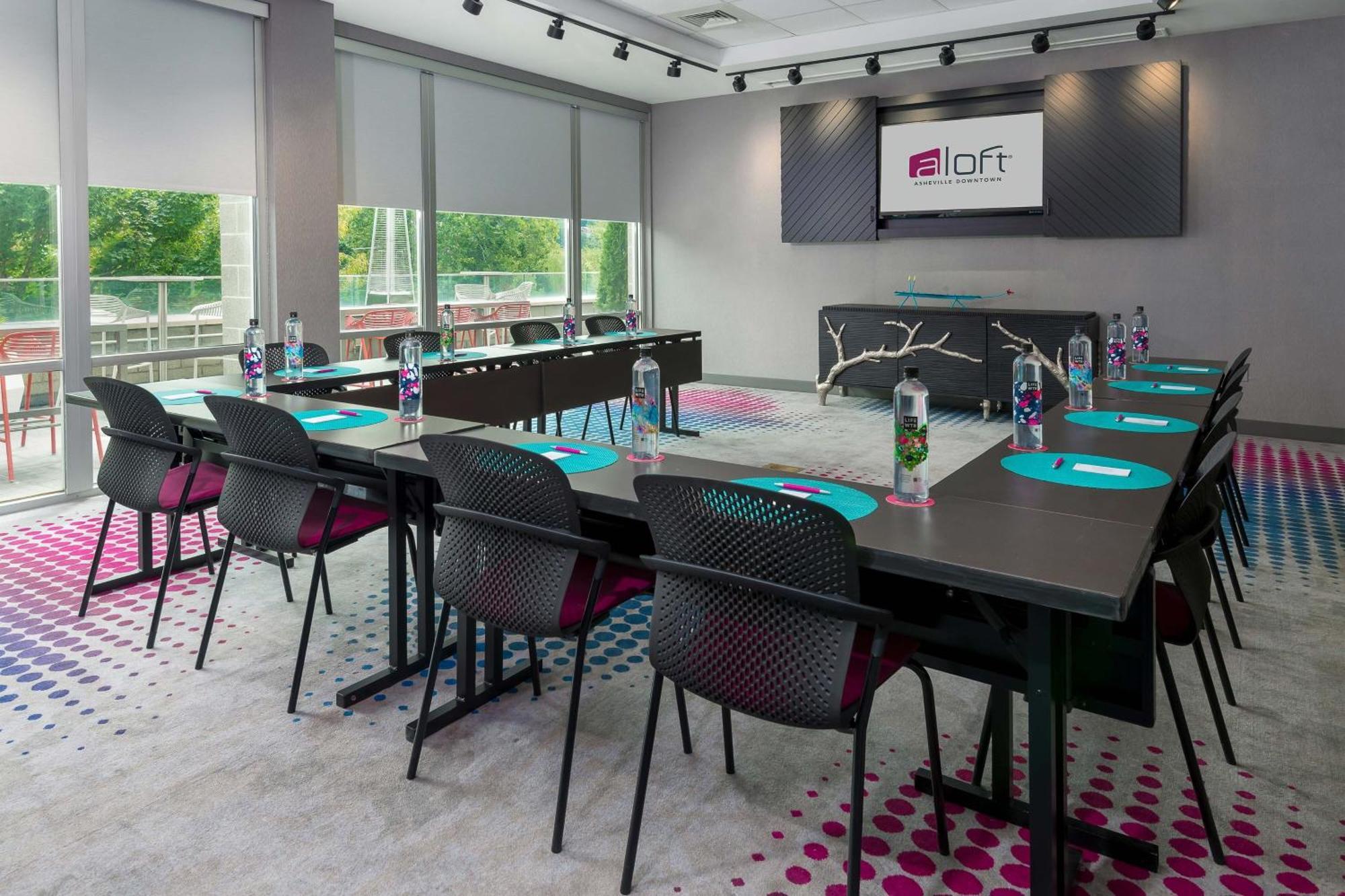Aloft Asheville Downtown Экстерьер фото