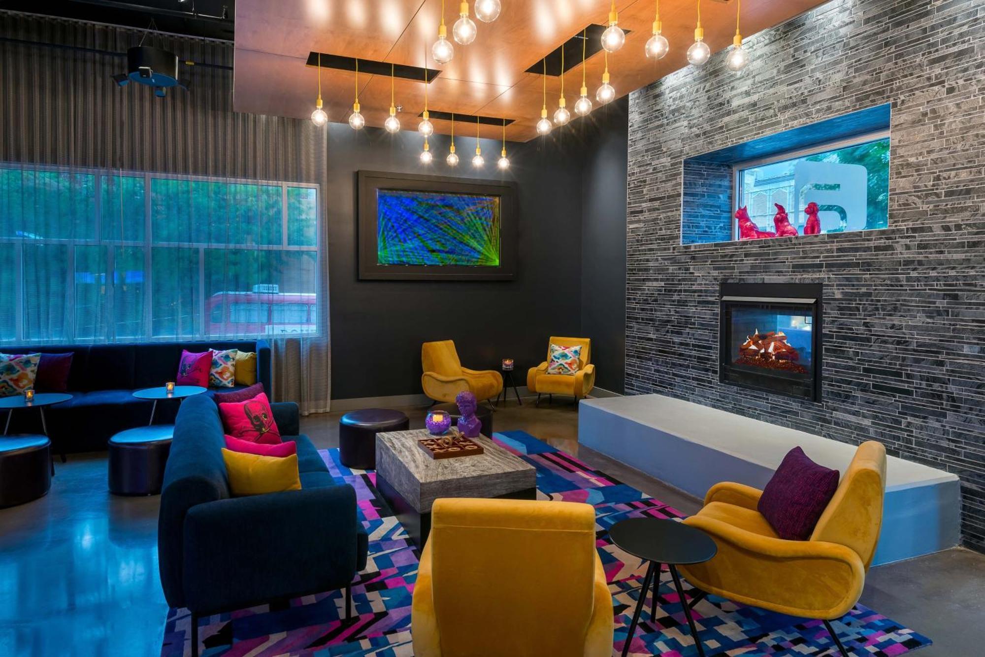 Aloft Asheville Downtown Экстерьер фото