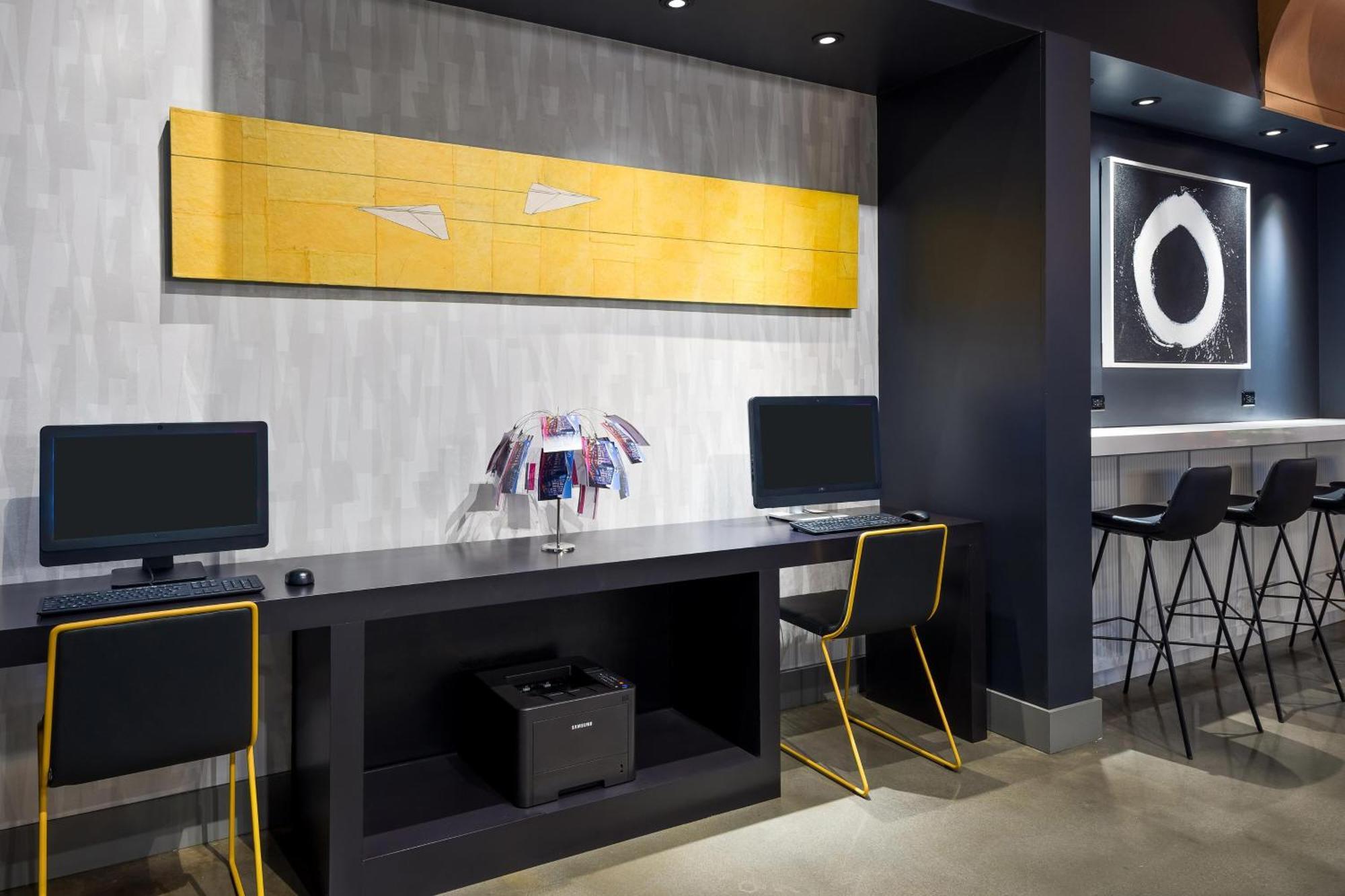 Aloft Asheville Downtown Экстерьер фото