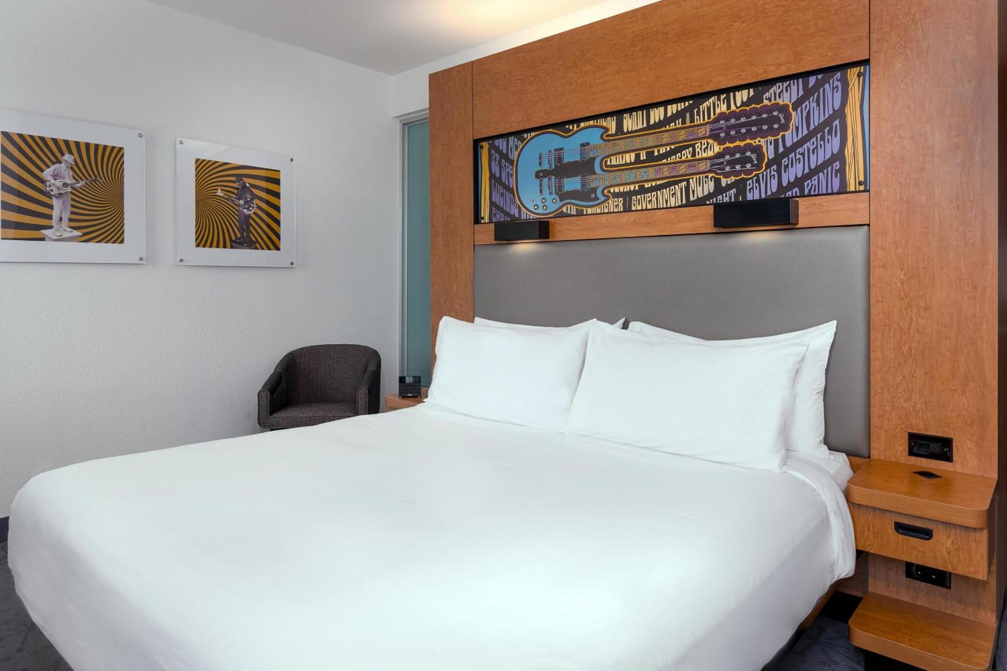 Aloft Asheville Downtown Экстерьер фото