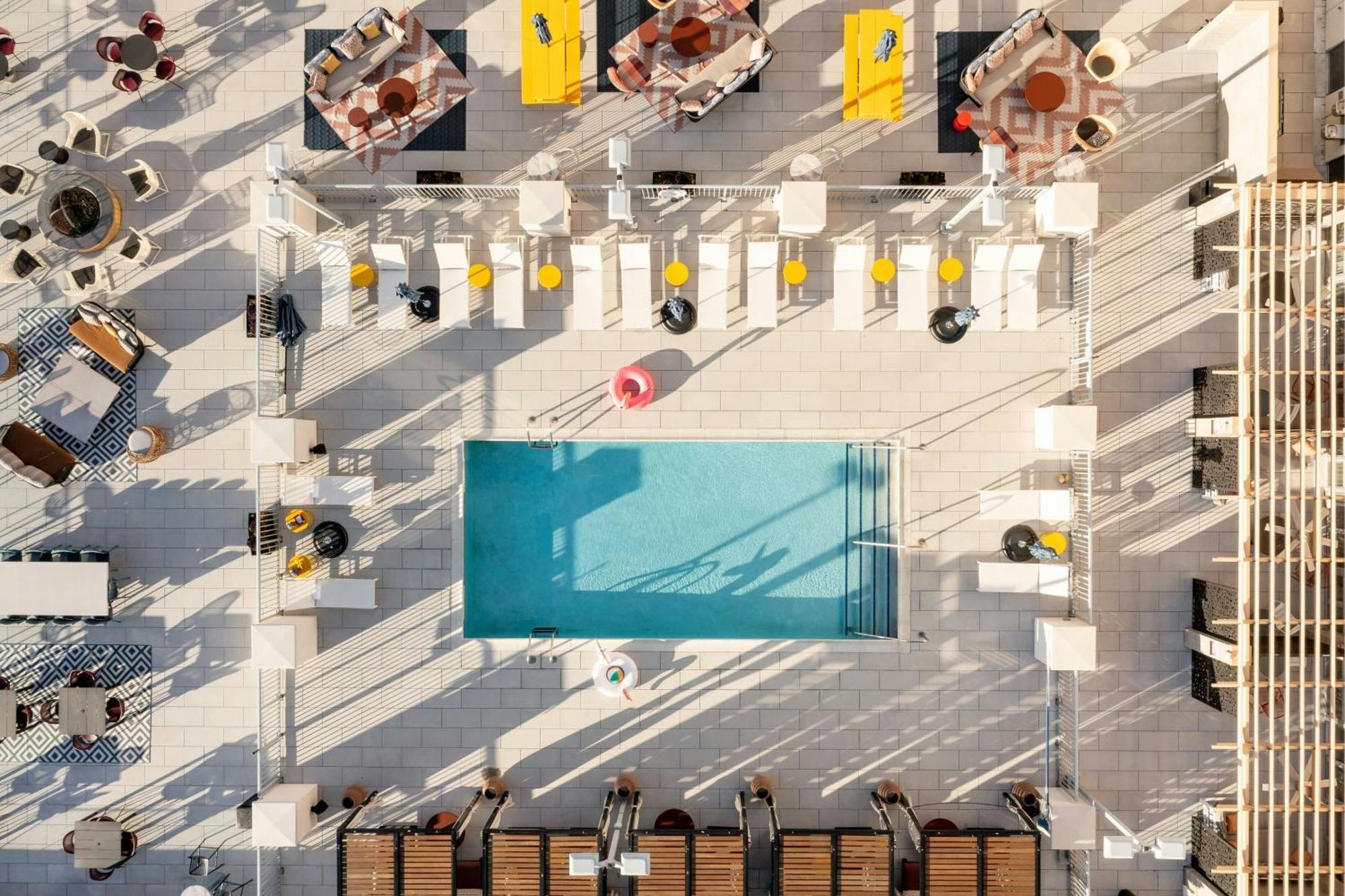 Aloft Asheville Downtown Экстерьер фото