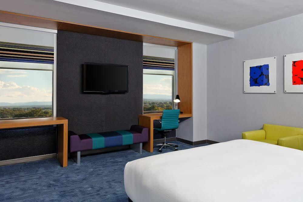 Aloft Asheville Downtown Экстерьер фото